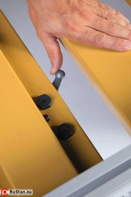 Подвижный стол (каретка) с упором заготовки и с дополнительными опорными ногами фото №6 Подвижный стол (каретка) с упором заготовки и с дополнительными опорными ногами фото №6