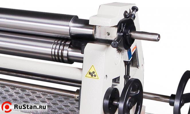 Вальцовочный станок электрический IRM 2050x140 фото №2 Вальцы IRM 2050x140 фото №2