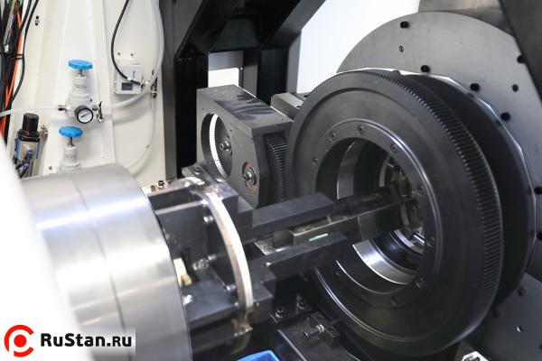 Лазерный труборез для круглых и профильных труб LF60M-1500W (Raycus 1,5 кВт) фото №15 LF60M-1500W фото №15