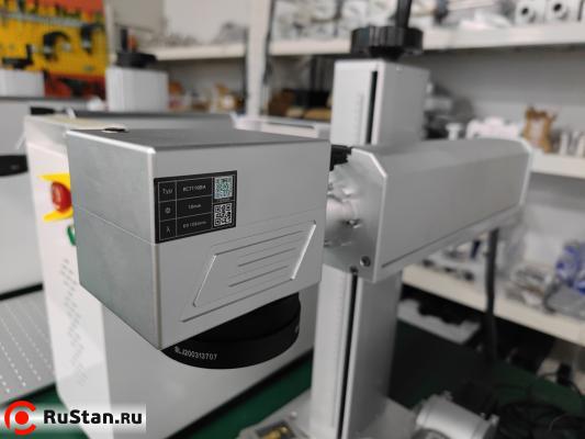 Лазерный маркиратор по металлам Raptor S-50B (300x300) JPT LP 50Вт с поворотной осью фото №8 Raptor S-50B (300x300) JPT LP фото №8